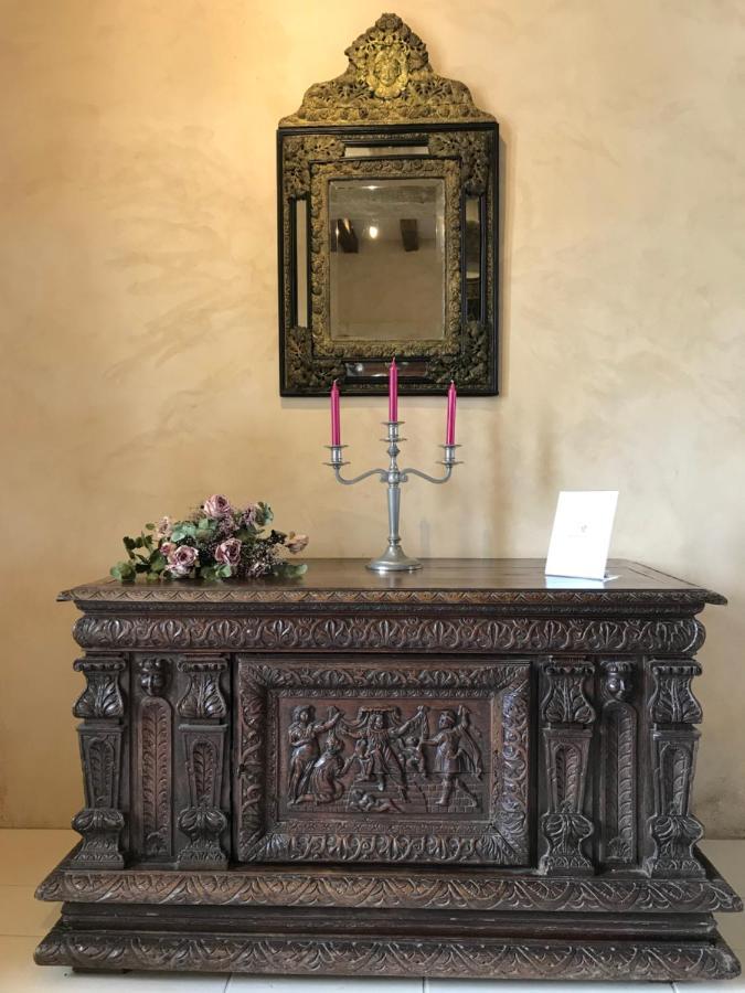 Chateau Manoir De Chandoiseau Bed & Breakfast *